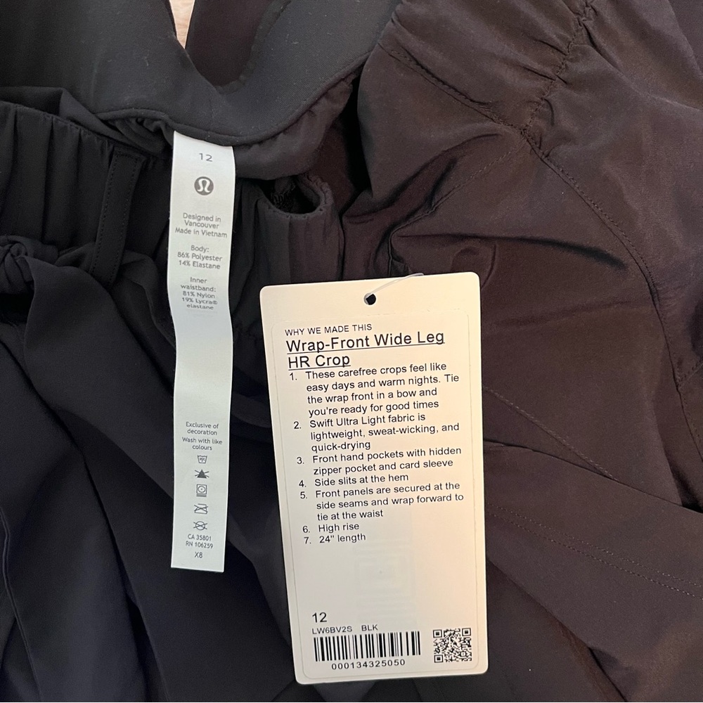 ๐ช MAKE OFFER NWT Lululemon Black Wrap-Front Wide Leg HR Crop Size 12 - Picture 14 of 15